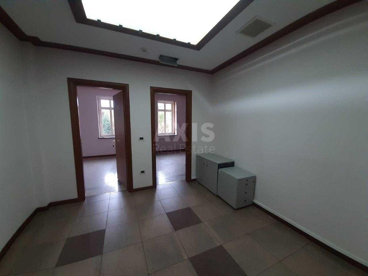 Office vul. Volos'ka 11А, 962m27