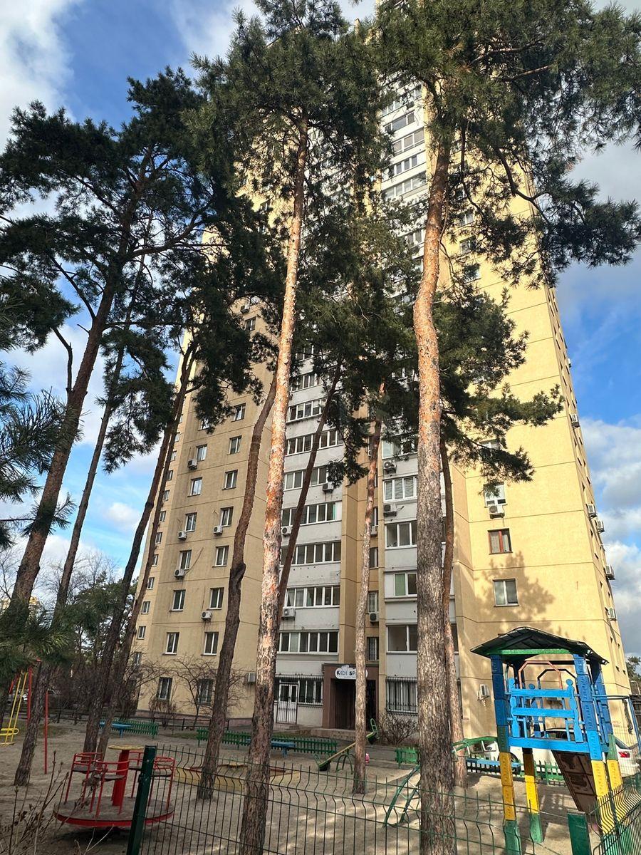 2k apartment vul. Voskresens'ka 2А