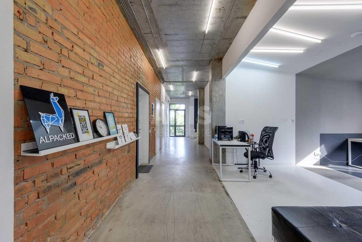 Office vul. Vozdvyzhens'ka 51А, 650m25688210
