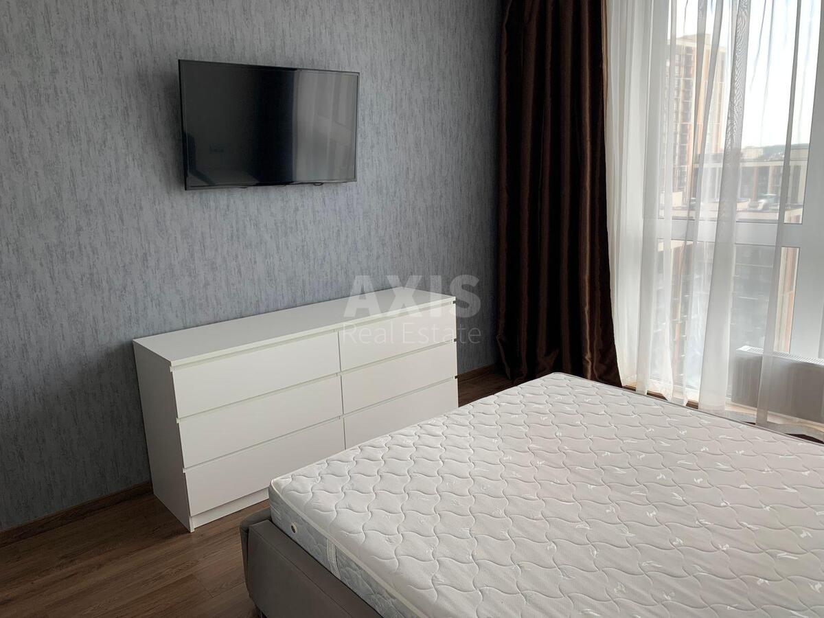 2к квартира ул. Предславинская 402