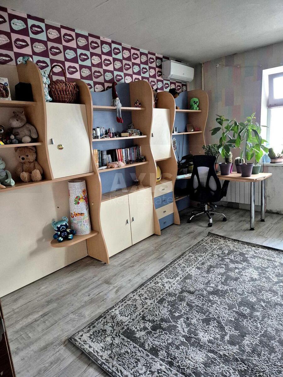 3k apartment vul. Myloslavs'ka 23606811