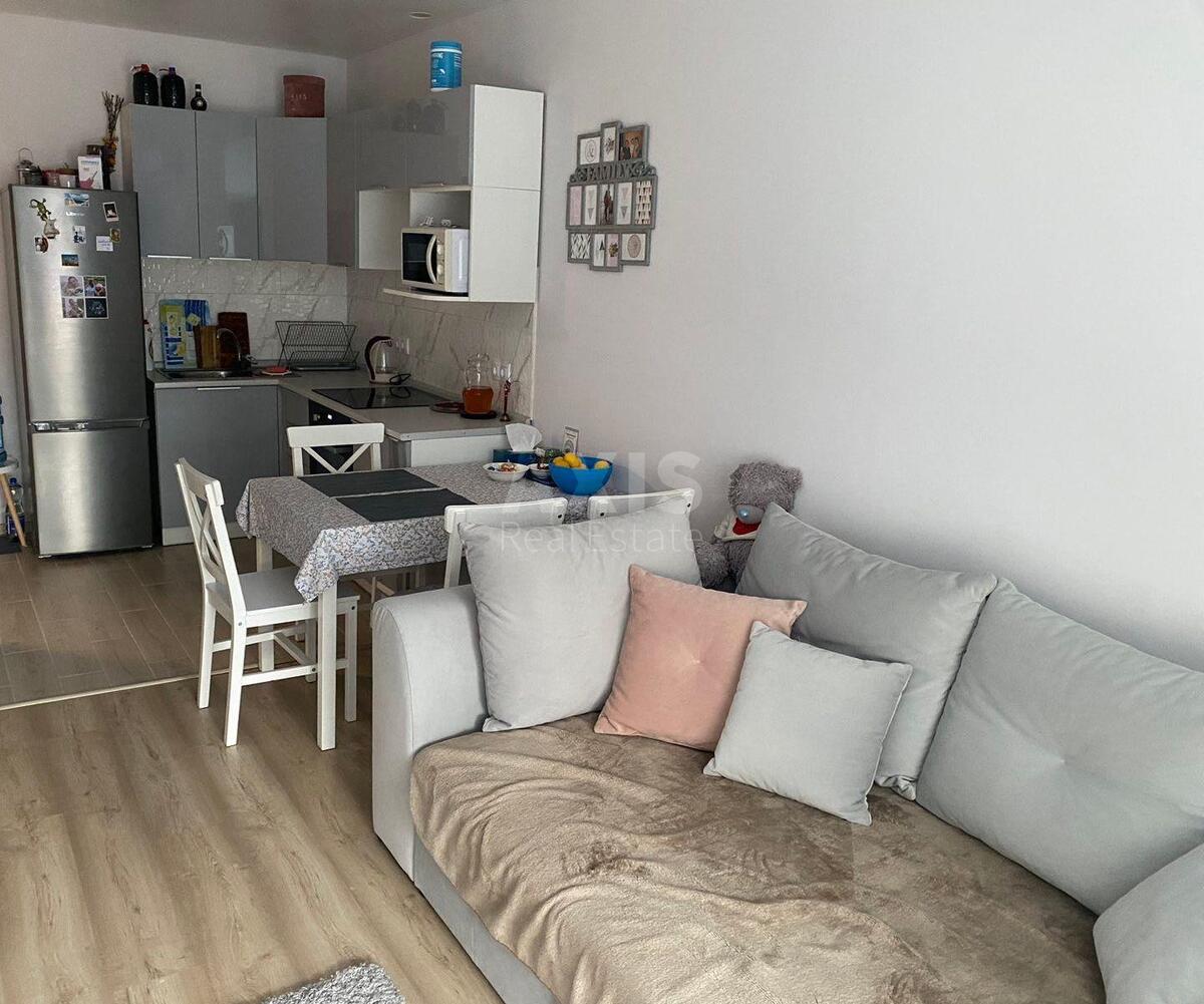 1k apartment vul. Grygorija Guljanyc'kogo 39А0