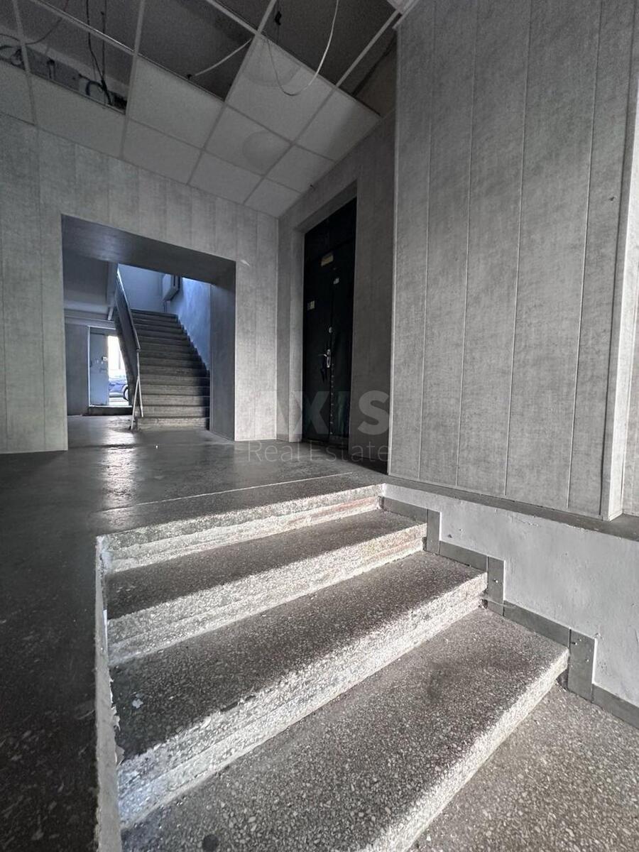 Об'єкт торгівлі район Прорізна вул., Шевченківський 11, 319м2608873