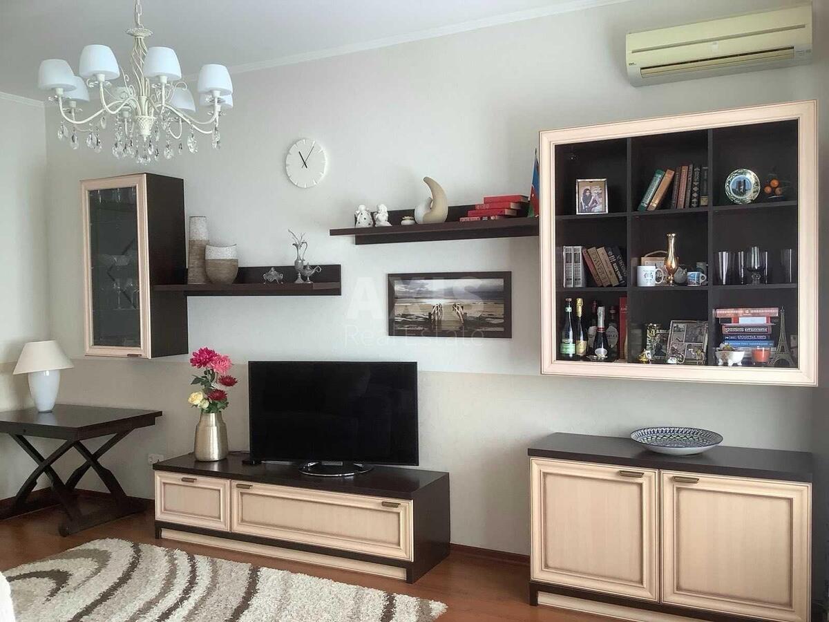 3k apartment pr-t Geroi'v Stalingrada 2Г566621