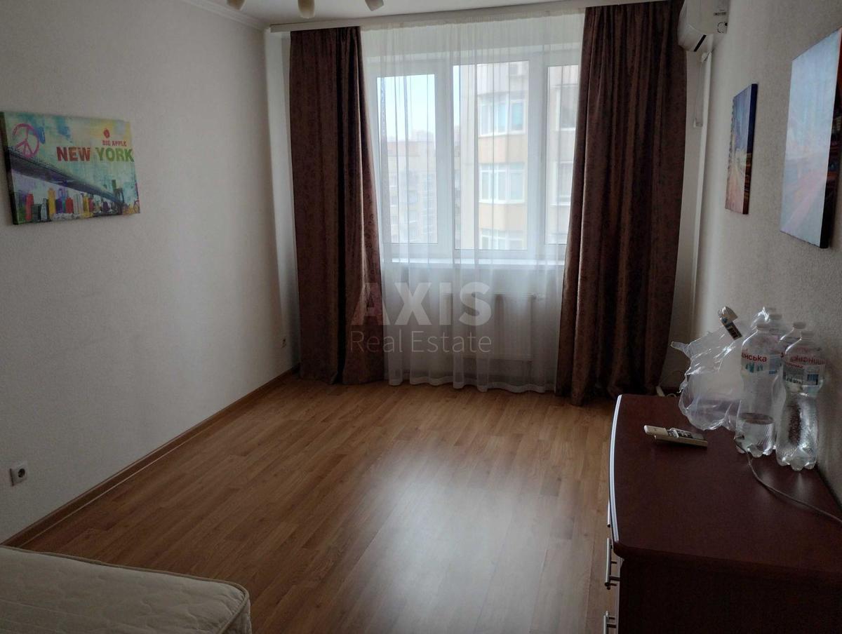 1k apartment prov. Feodosijs'kyj 14А