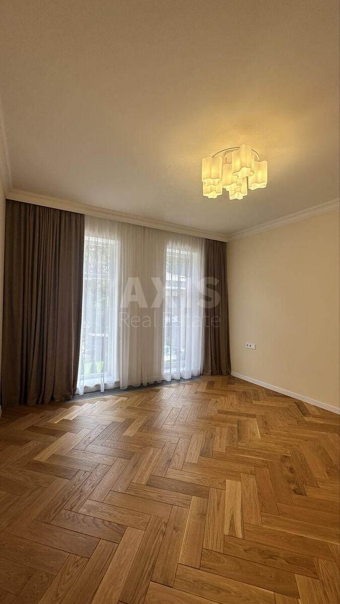 House vul. Bud'onnogo, 203m2, Kyiv city5668413