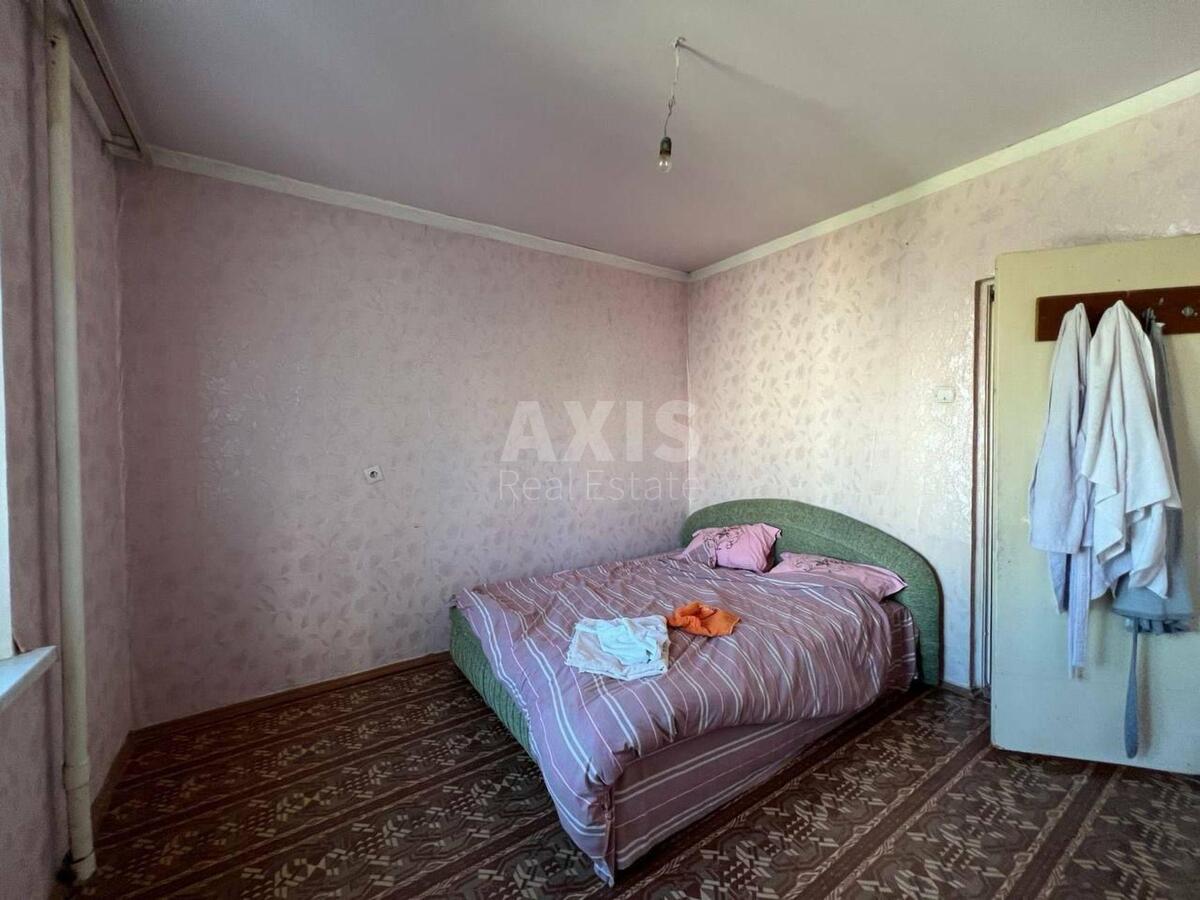 3k apartment vul. Lavruhina Mykoly 15/464
