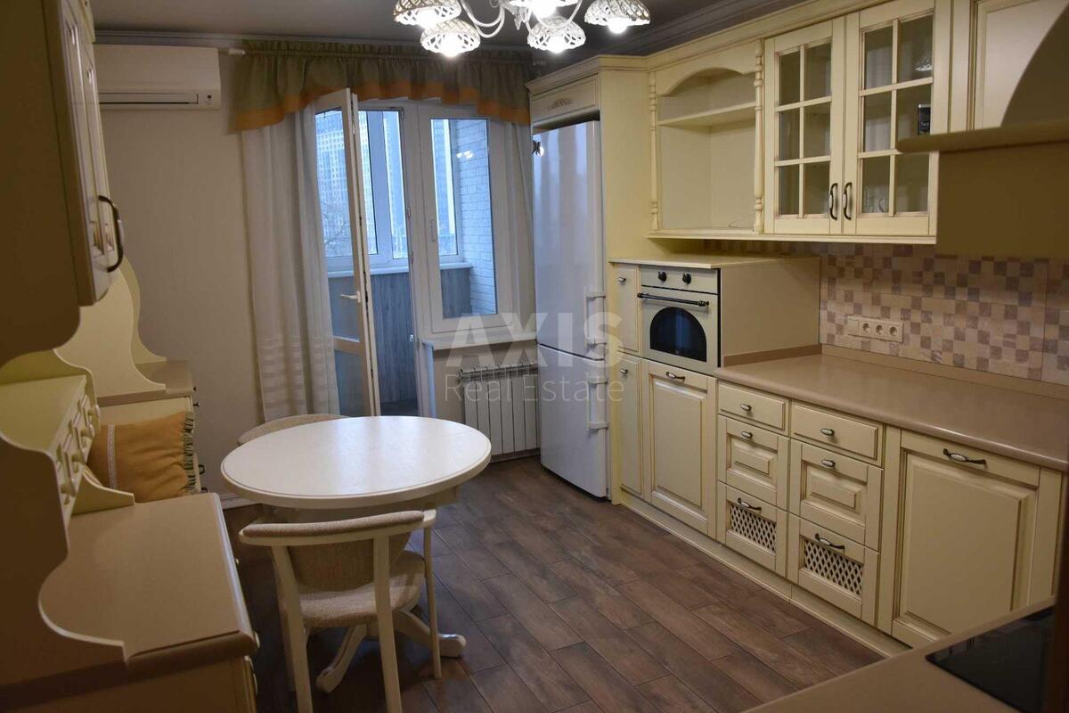 3k apartment vul. Myhajla Maksymovycha 9А0