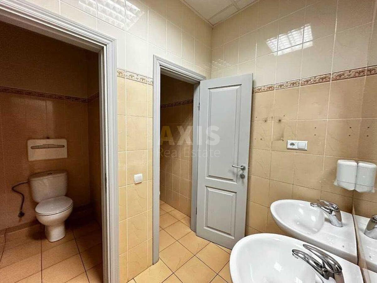 Office vul. Velyka Vasyl'kivs'ka 72, 344m2527899