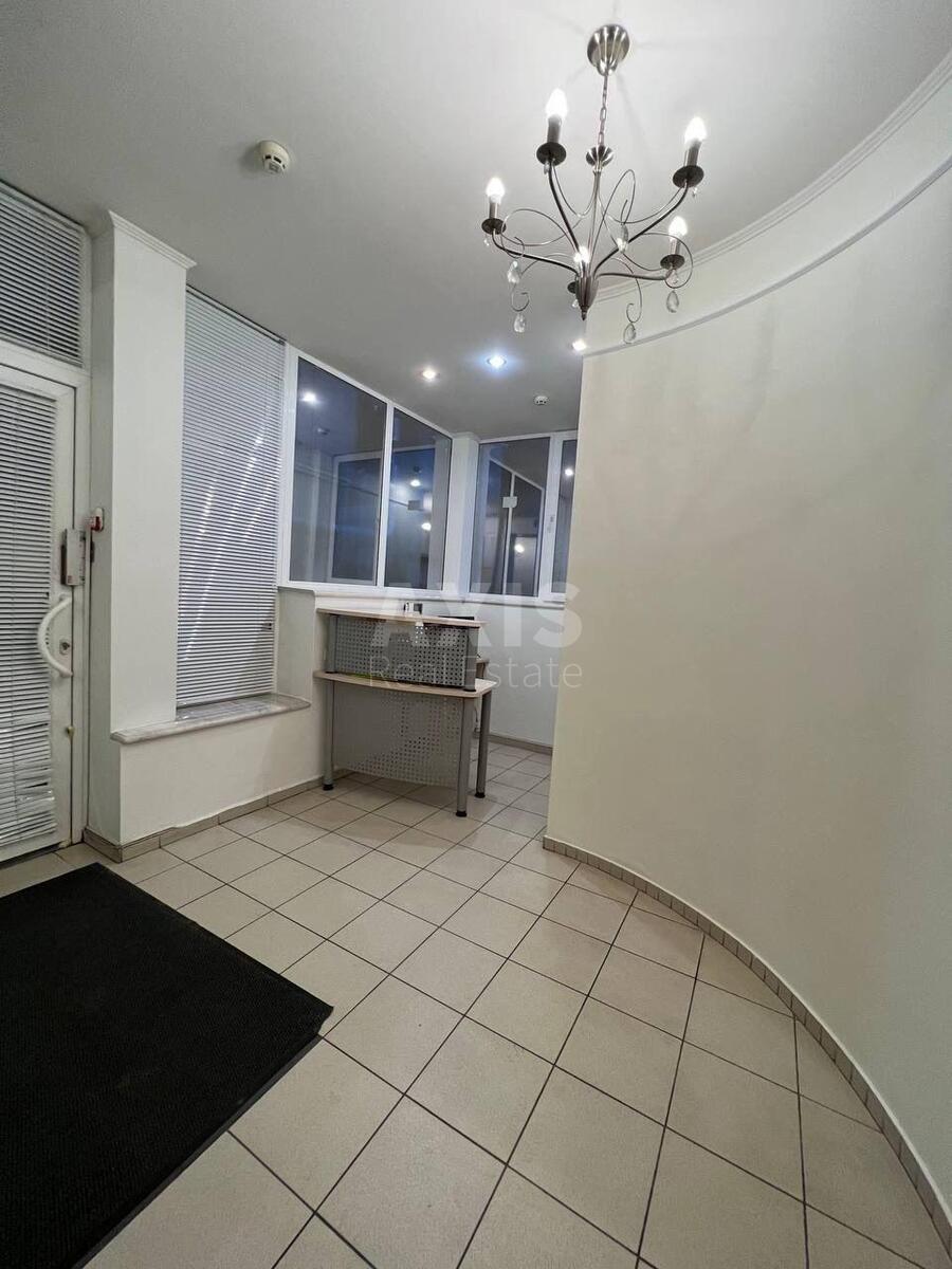 Trade object vul. Sholudenka 30, 140m2
