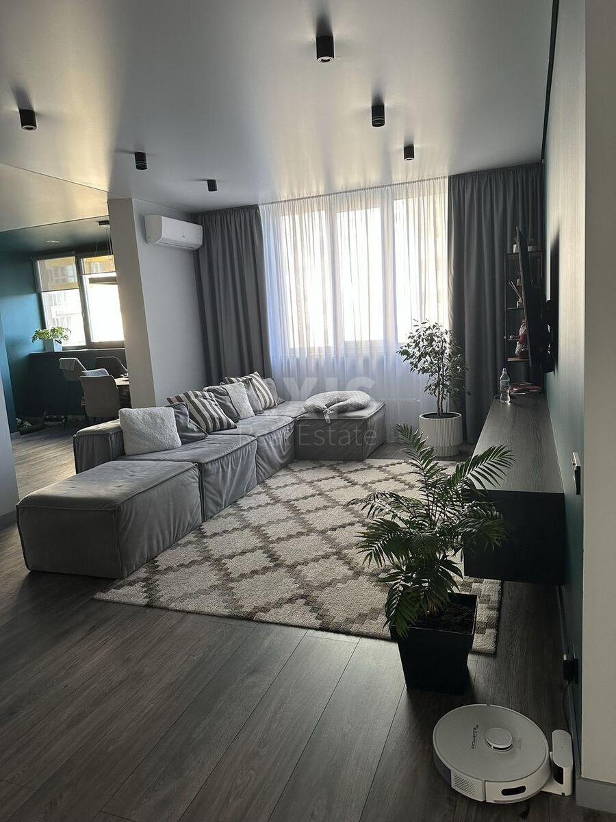 3k apartment vul. Zabolotnogo Akademika 15618280