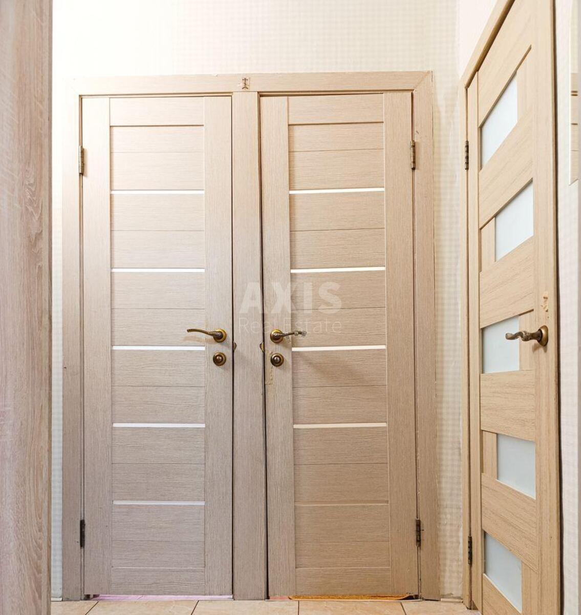 1k apartment vul. Petra Kalnyshevs'kogo 34