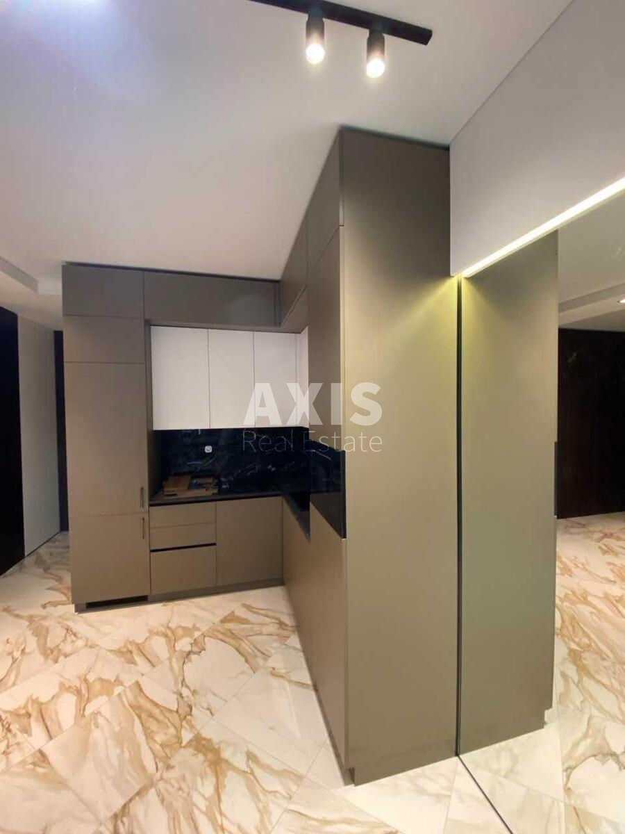 1k apartment vul. Dragomyrova Myhajla 14А11