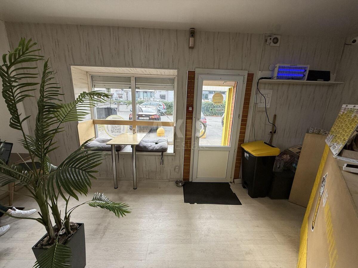 Объект торговли наб. Русановская 4, 27м2634222