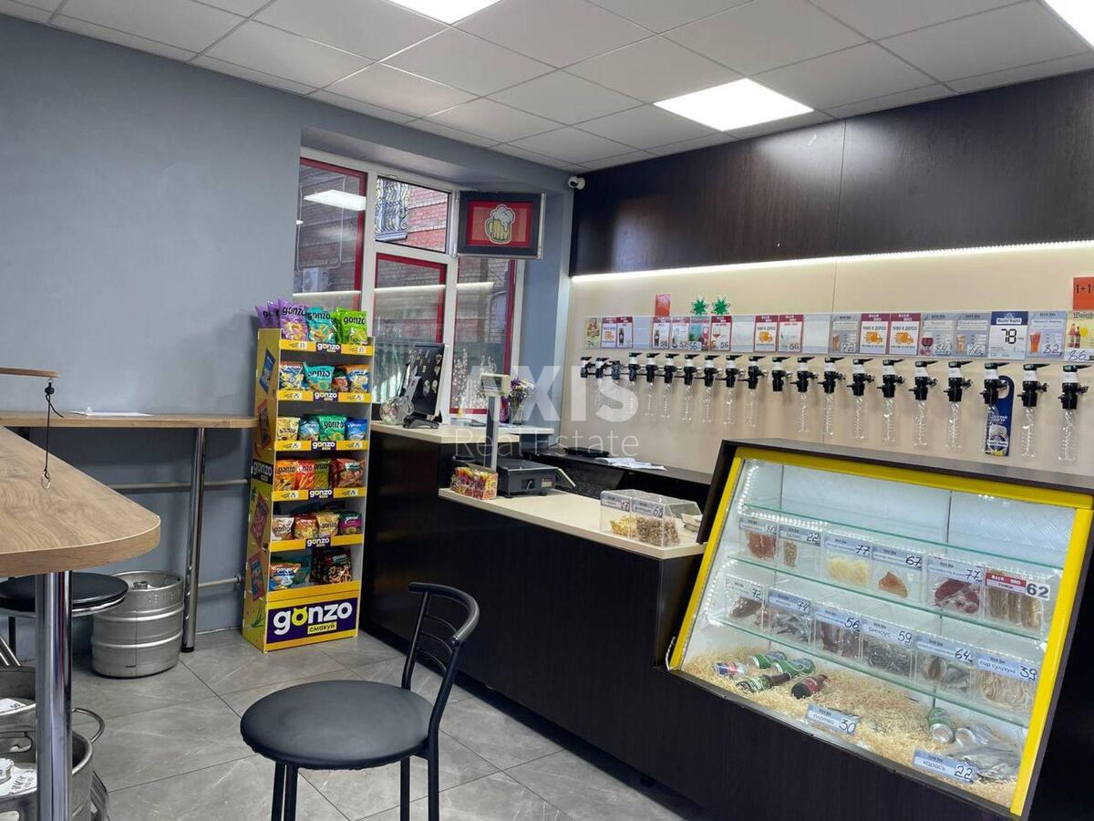 Trade object vul. Budivel'nykiv 1, 31m2598764