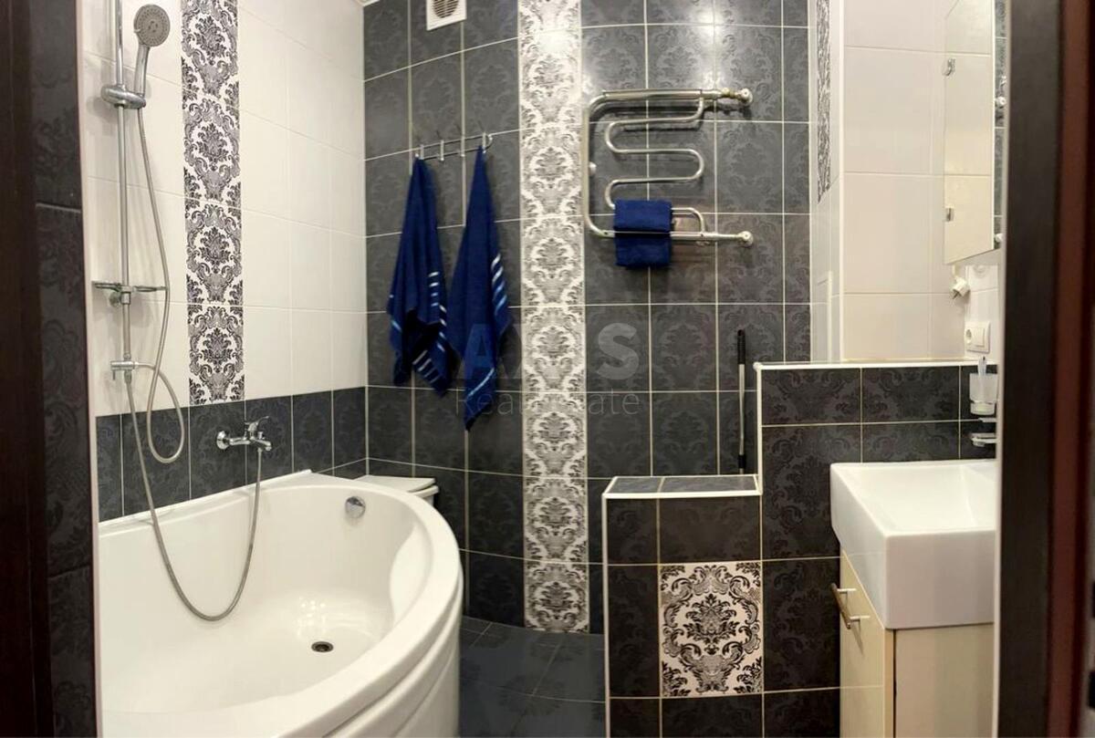 1k apartment vul. Petra Kalnyshevs'kogo 7632712