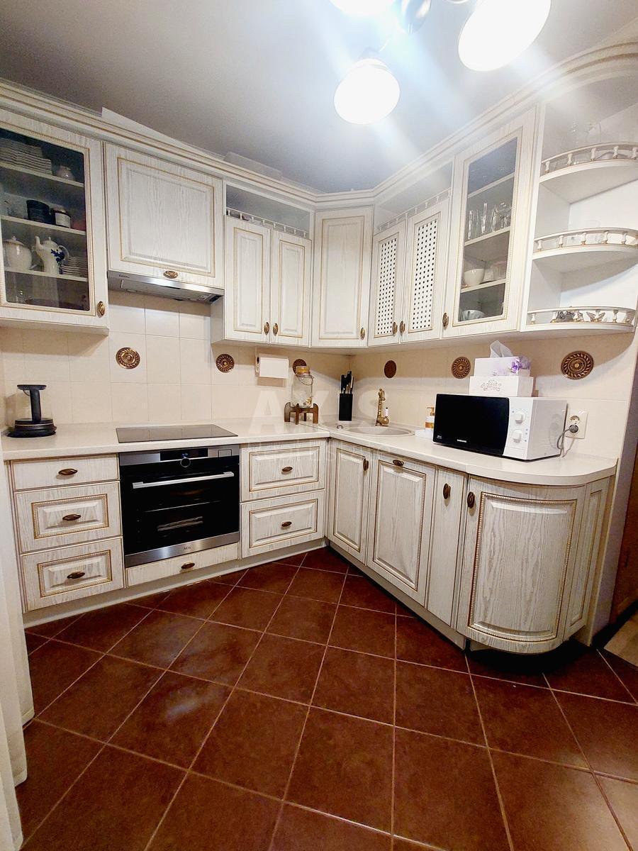 2k apartment vul. Revuc'kogo 1863331