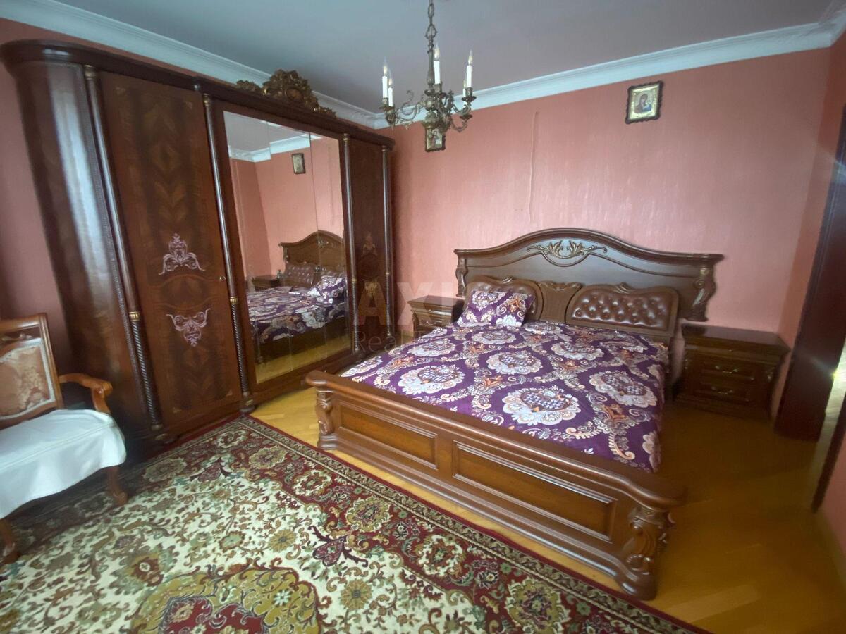 3k apartment pr-t Bazhana Mykoly 1М4