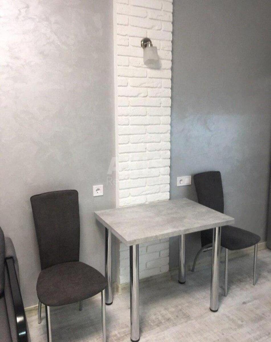 2k apartment vul. Teremkivs'ka 4А