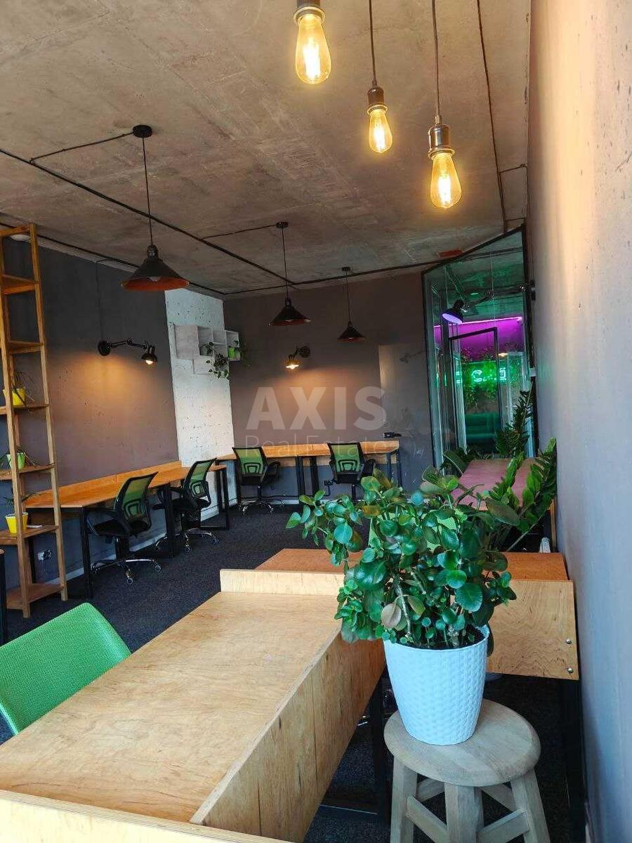 Office uzv. Klovs'kyj 7А, 33m28