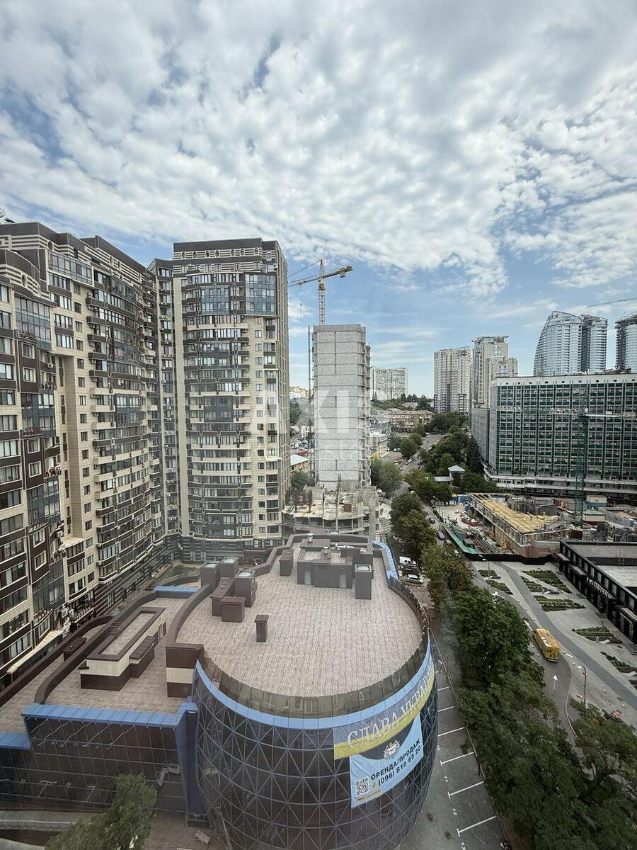 3k apartment vul. Tvers'ka 45721310