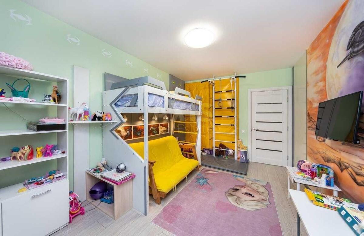 4k apartment vul. Myloslavs'ka 2600866