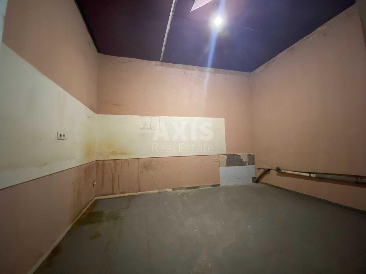 Office shose Harkivs'ke 172, 162m25