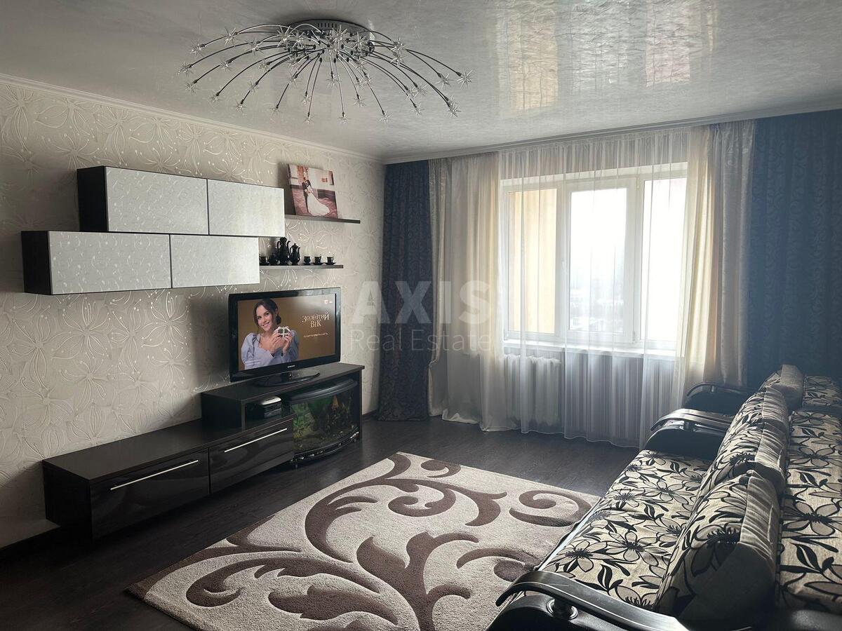 2k apartment bul. Darnyc'kyj 100
