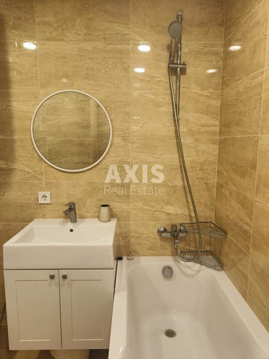 2k apartment vul. Bulahovs'kogo Akademika 23