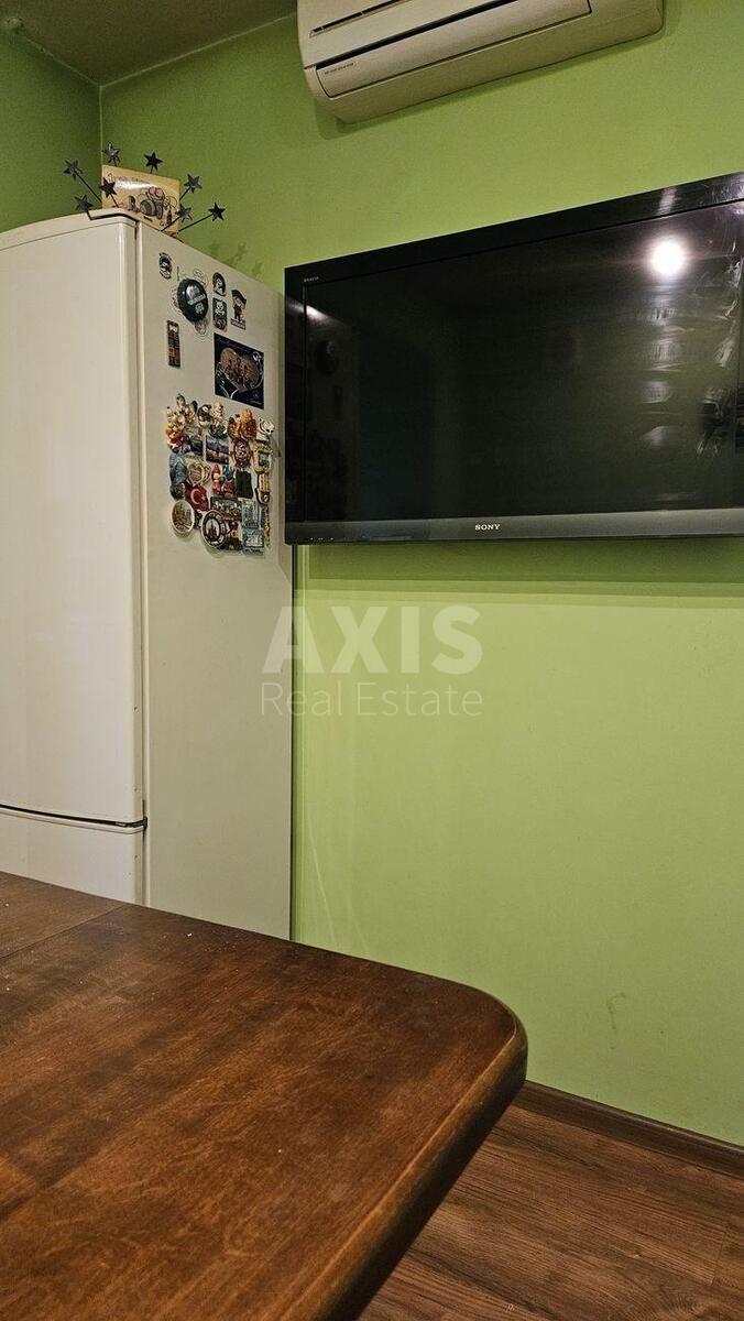 1k apartment vul. Karpyns'kogo Akademika 10564943