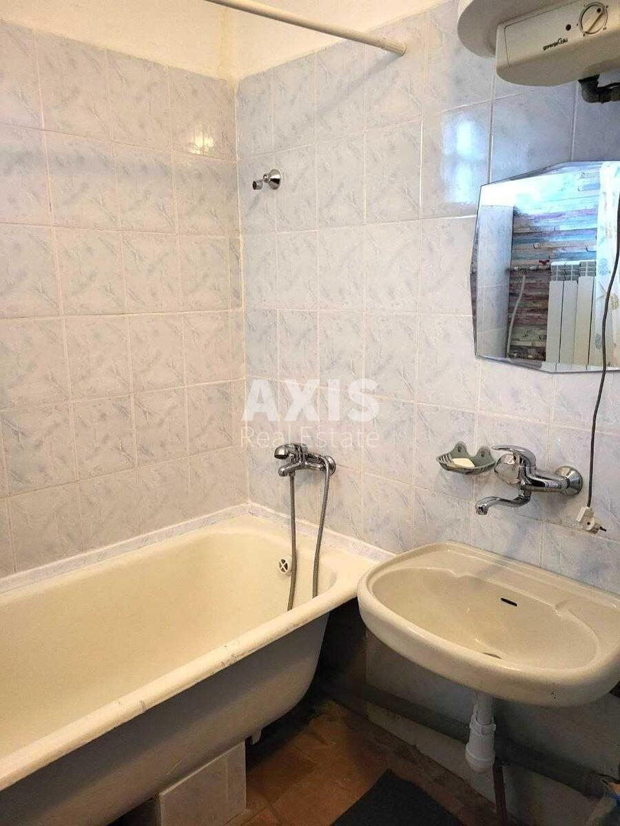 3k apartment prov. Kvituchyj 1210