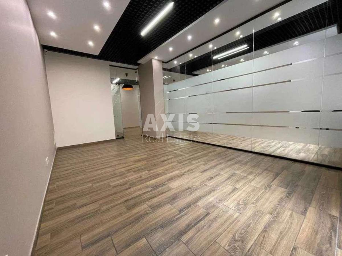 Office vul. Jevgena Konoval'cja 36Е, 120m2301481