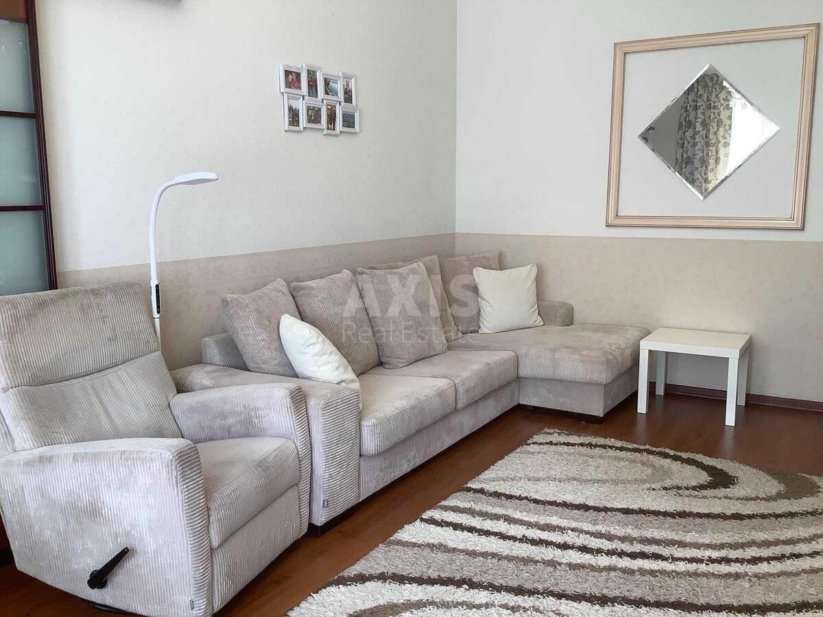 3k apartment pr-t Geroi'v Stalingrada 2Г566622