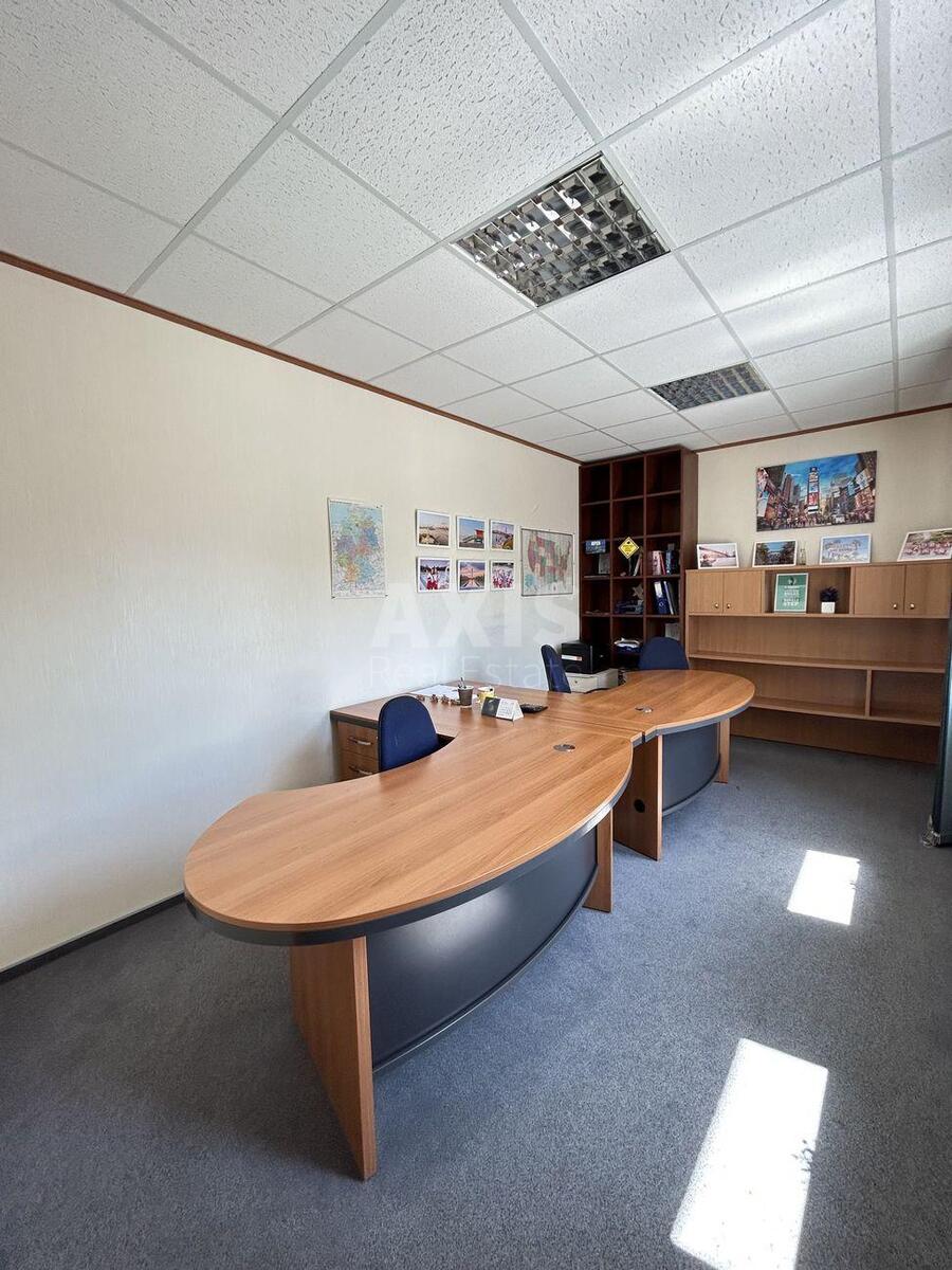 Office vul. Vasylivs'ka 18, 100m2567034
