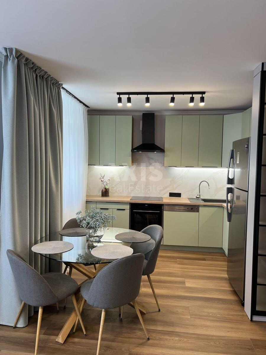 1k apartment vul. Prychal'na 12