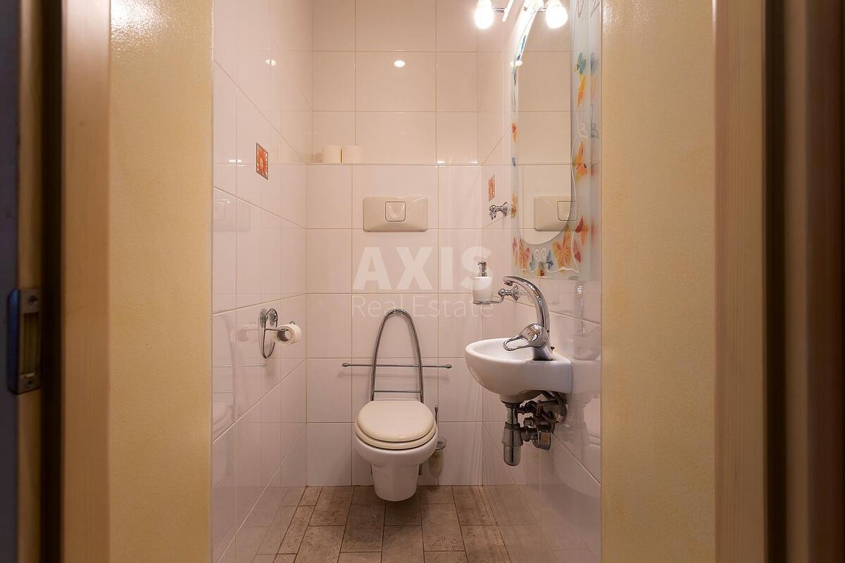 4k apartment vul. Orlyka Pylypa 10617736