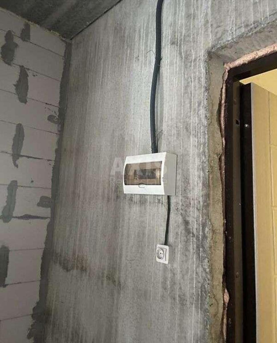 1k apartment vul. Myhajla Maksymovycha 241