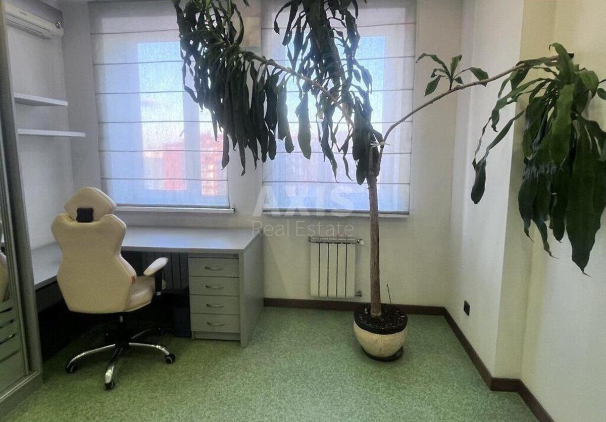 3k apartment vul. Ahmatovoi' Anny 13Г5950211