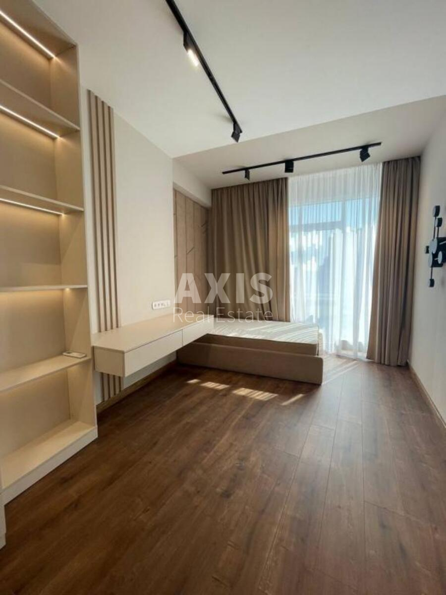 4k apartment vul. Buslivs'ka 124