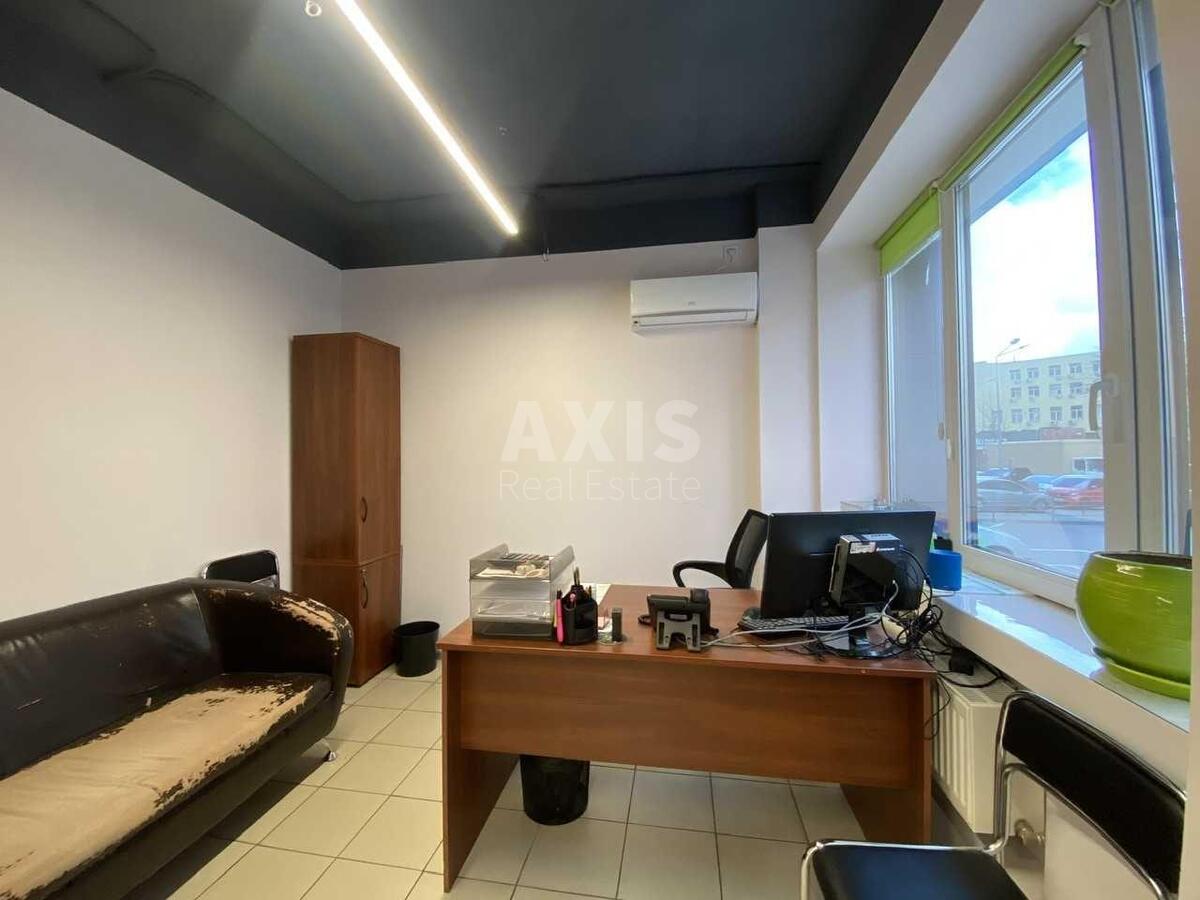 Office pr-t Peremogy 67, 115m24