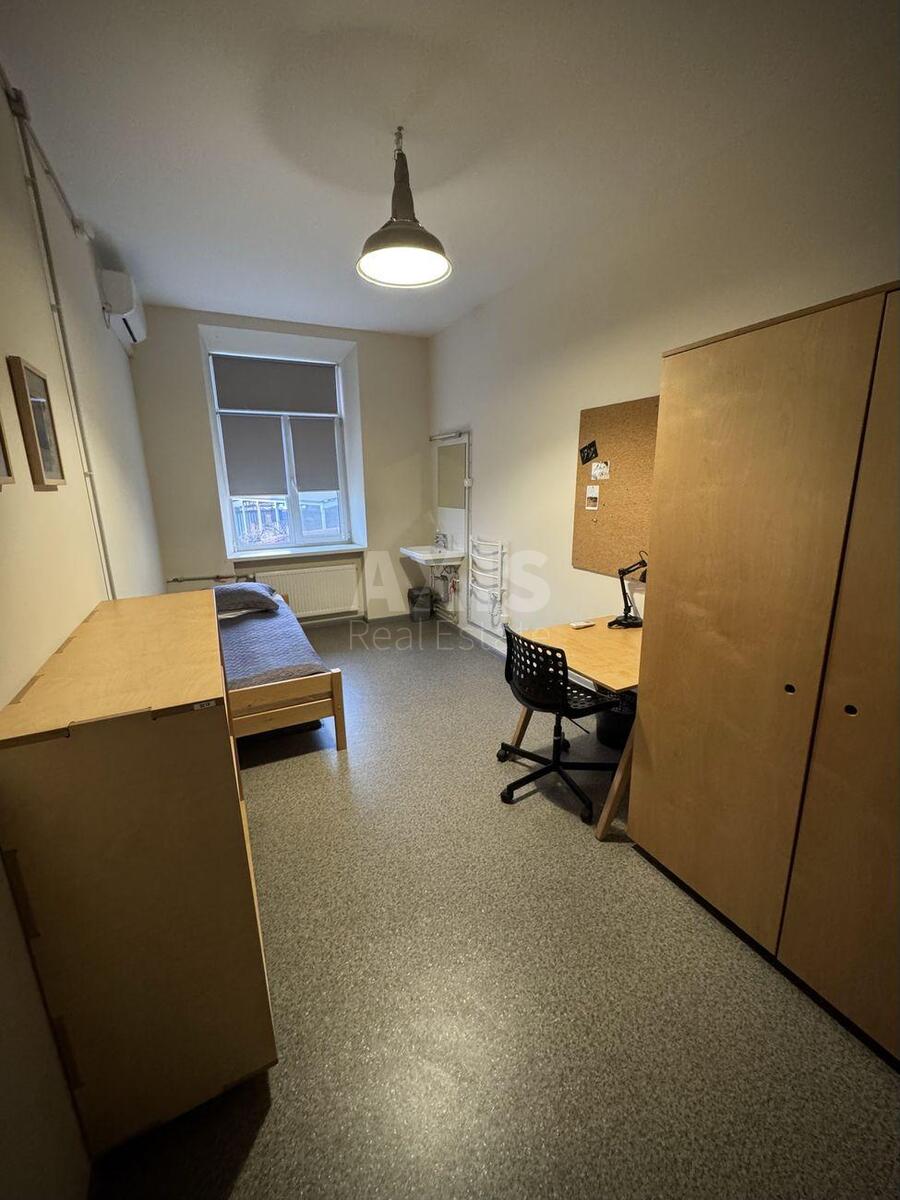 Office vul. Naberezhno-Lugova 12, 180m2634486