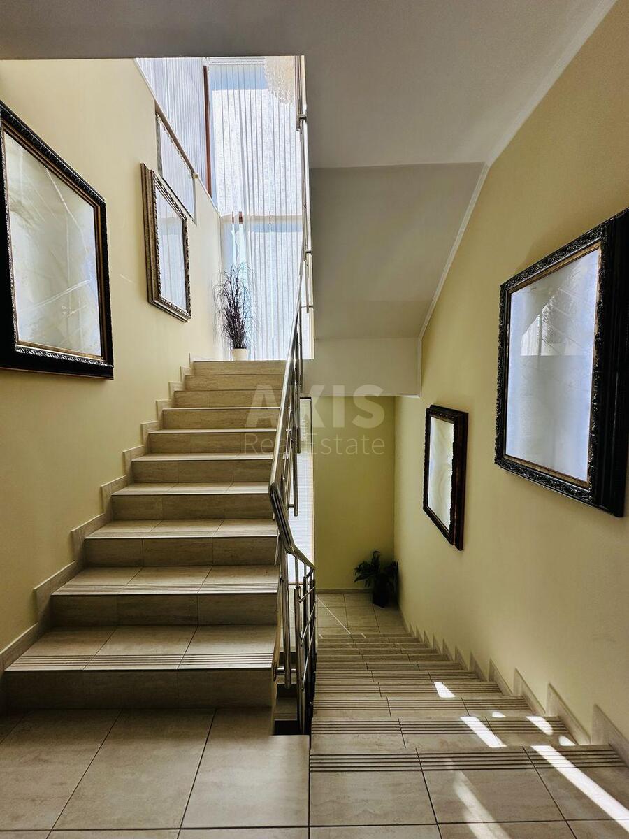 House vul. Sadova 8-a, 320m2, Kyiv city585948