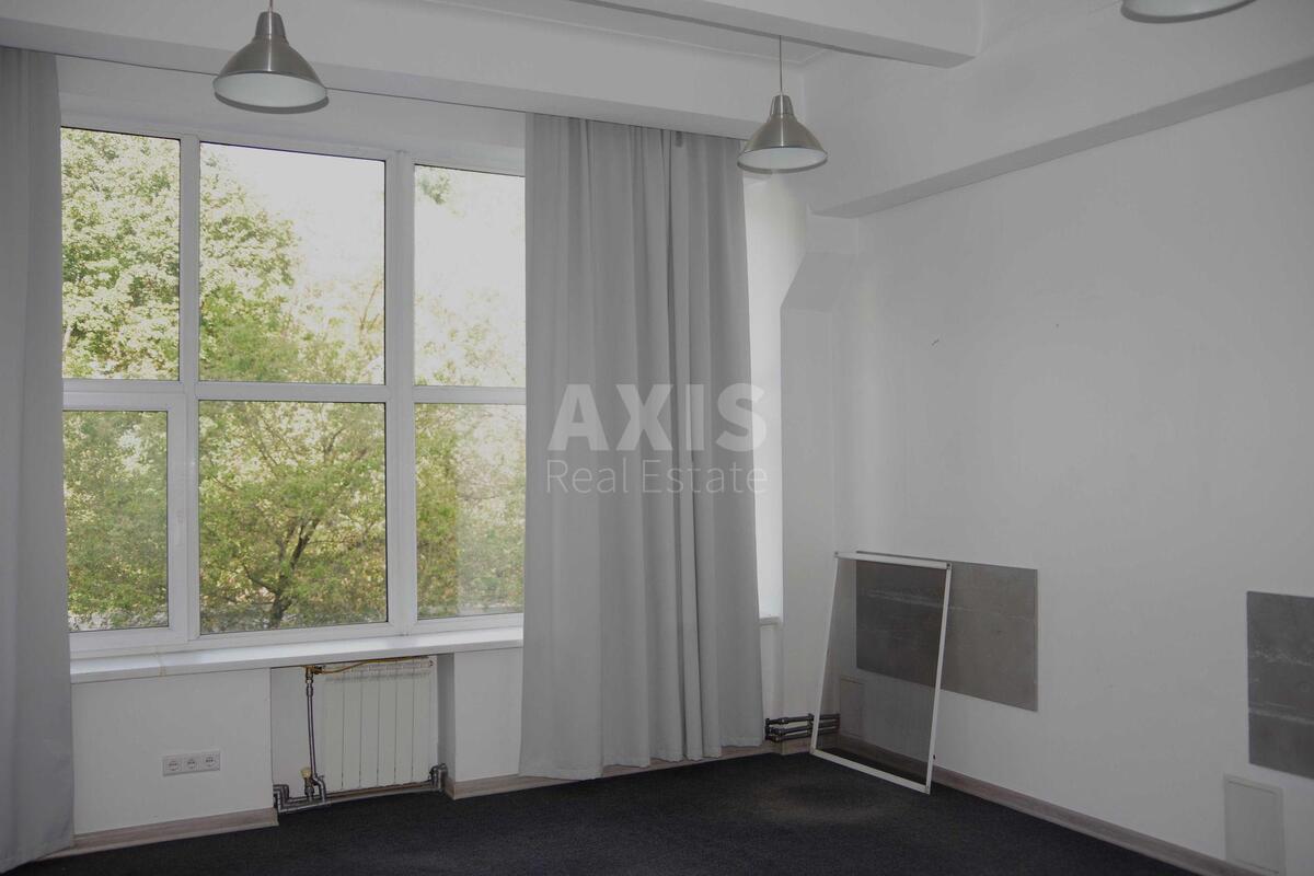 Office vul. Glybochyc'ka 29/31, 570m27