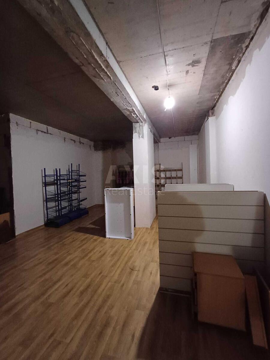 Trade object vul. Svitlyc'kogo 35, 57m2631043