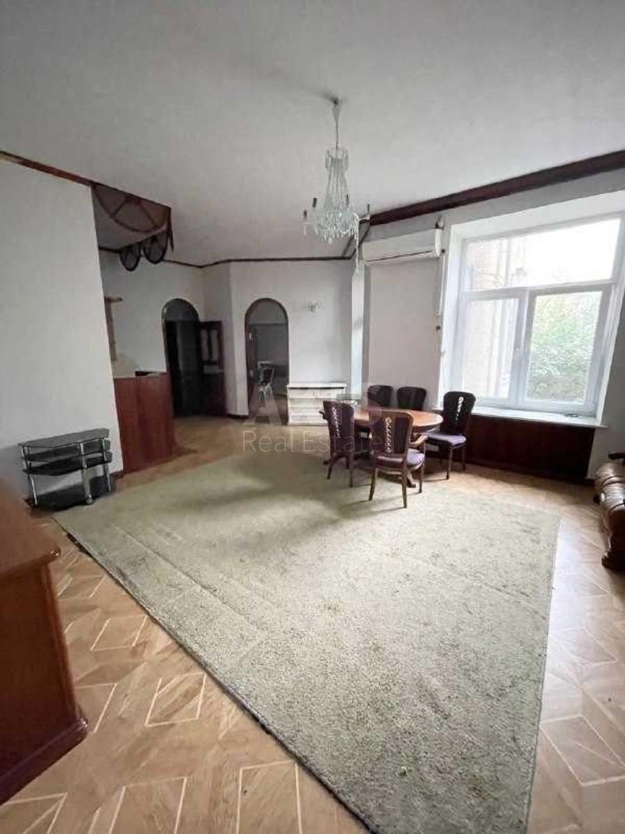 4k apartment vul. Jaroslaviv Val 142