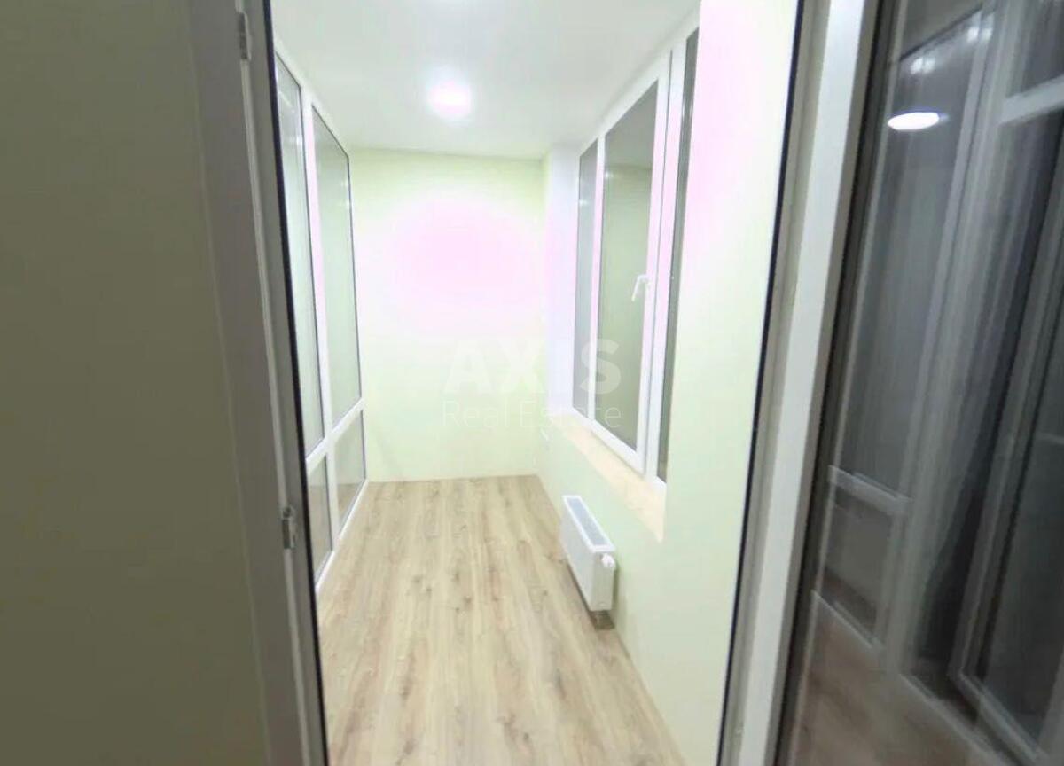 2k apartment nab. Dniprovs'ka 18627145