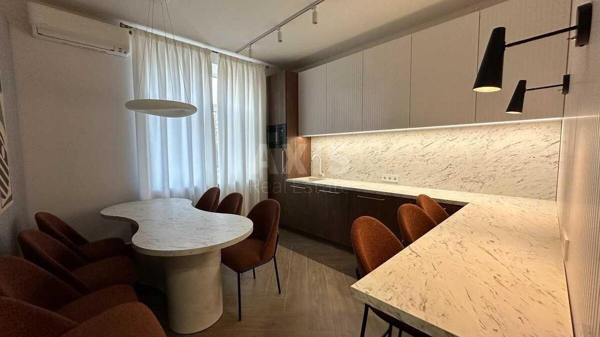 Office vul. Pan'kivs'ka 3, 80m2