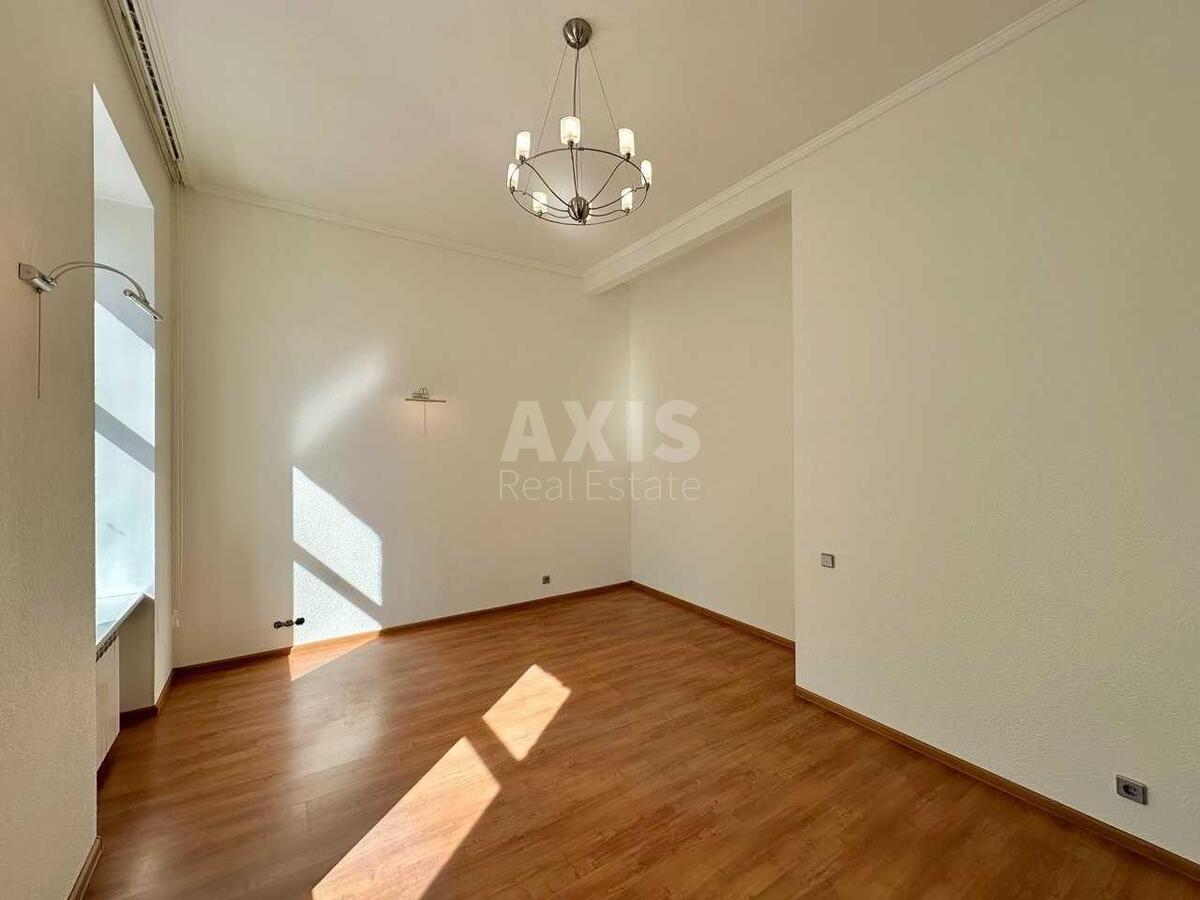Office vul. Velyka Vasyl'kivs'ka 49, 103m23