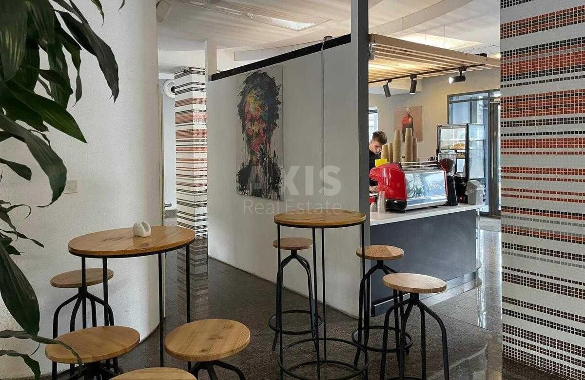 Office vul. Novokostjantynivs'ka 18, 635m2588575
