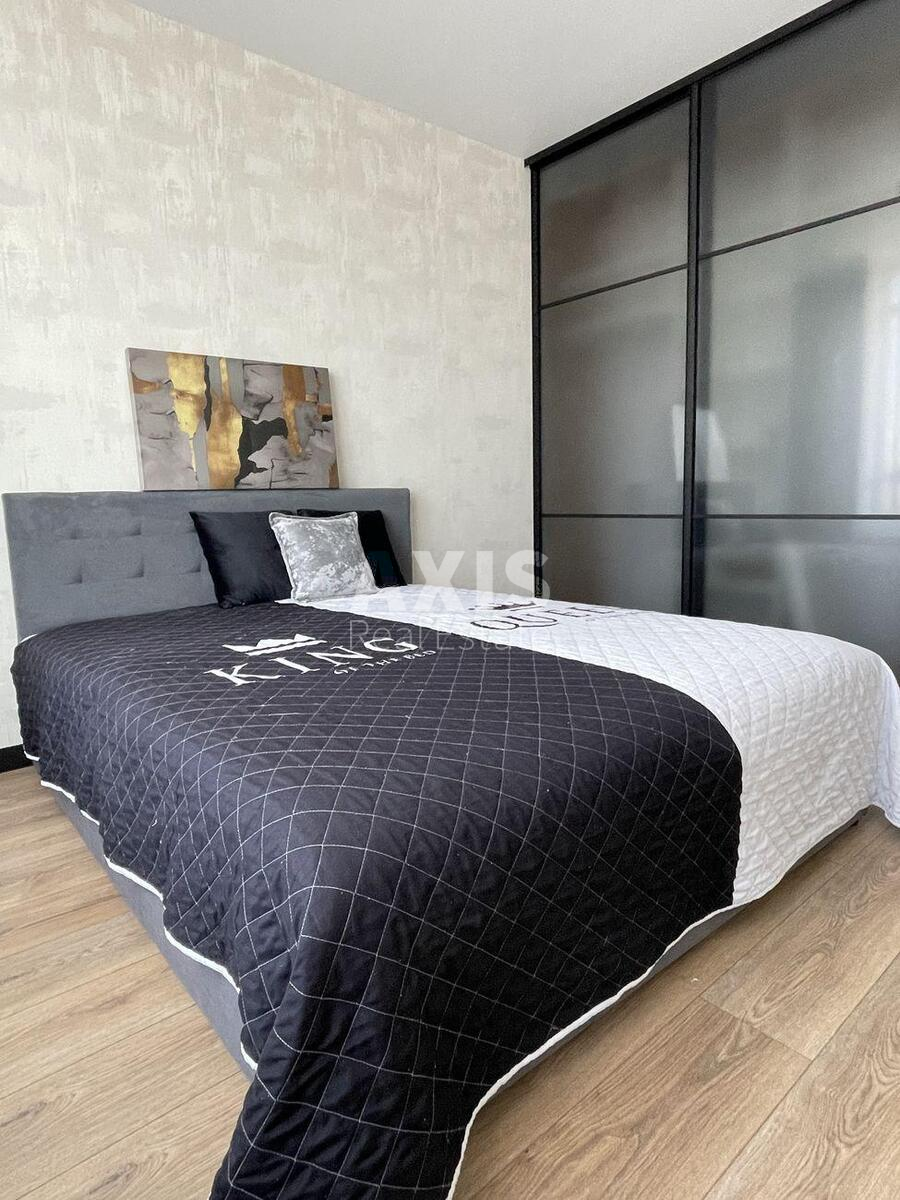 2k apartment vul. Bogatyrs'ka 326
